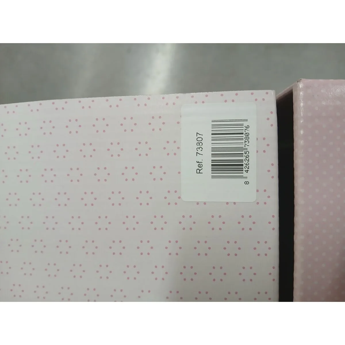 Poupee bebe llorens 40 cm s243695145. Pour les esprits curieux et exigeants, Diaytar est la source intarissable de produits rares et ingénieux.