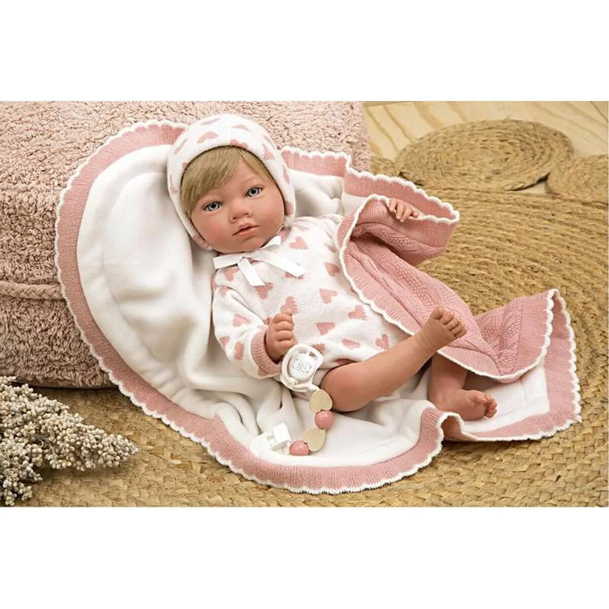 Poupee nouveaux nes arias cristina 40 cm s244194168. Diaytar ou l'éloge de la diversité : un catalogue riche et varié où chacun trouve son bonheur, quel que soit son style