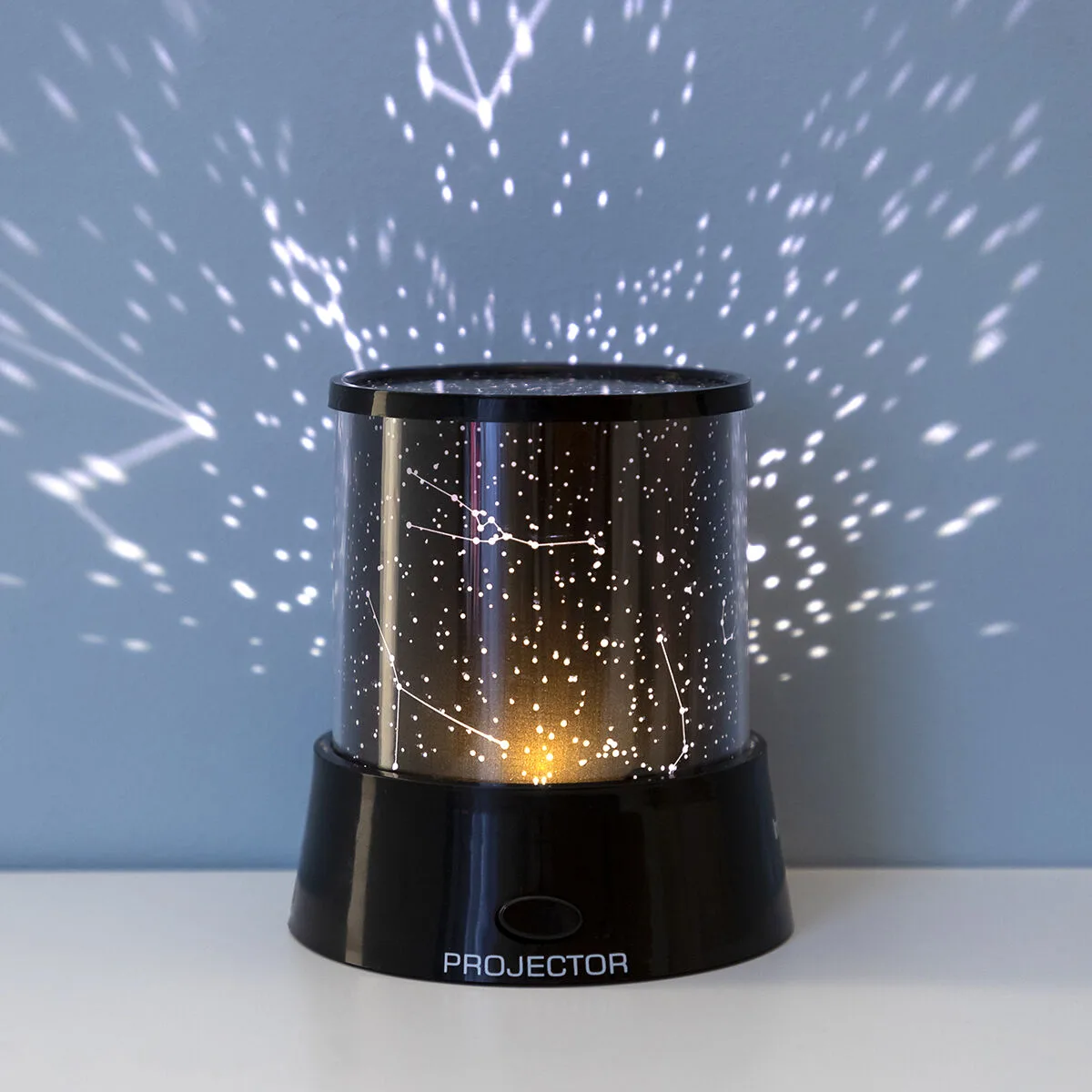 Projecteur led galaxia galedxy innovagoods v010332088. L'art de vivre à la française s'exprime dans notre collection maison Diaytar.