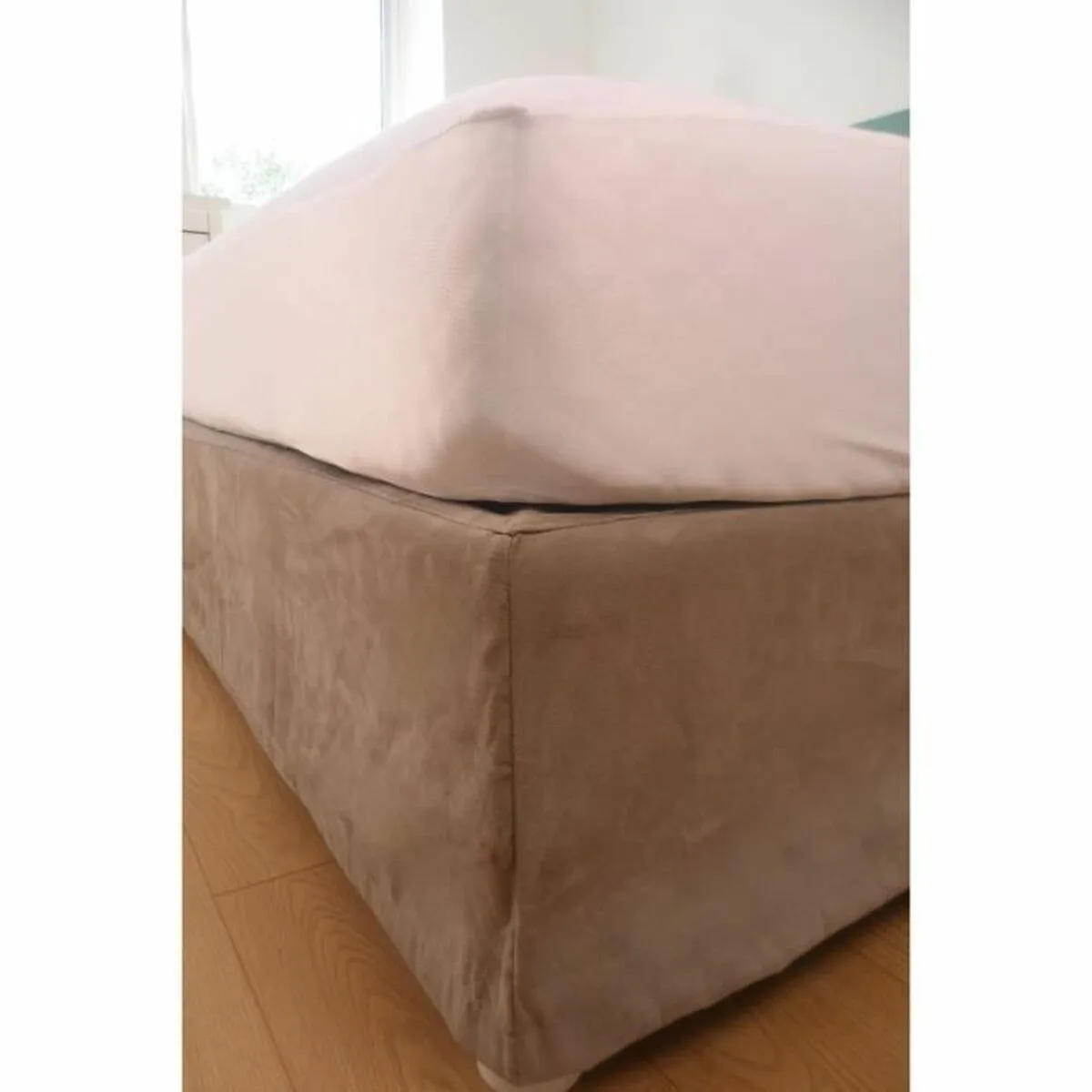 Protecteur de matelas lovely home blanc 190 x 90 cm s7100206389. Diaytar, c'est le compagnon de ceux qui aiment prendre soin d'eux et de leur intérieur avec des produits choisis avec amour.