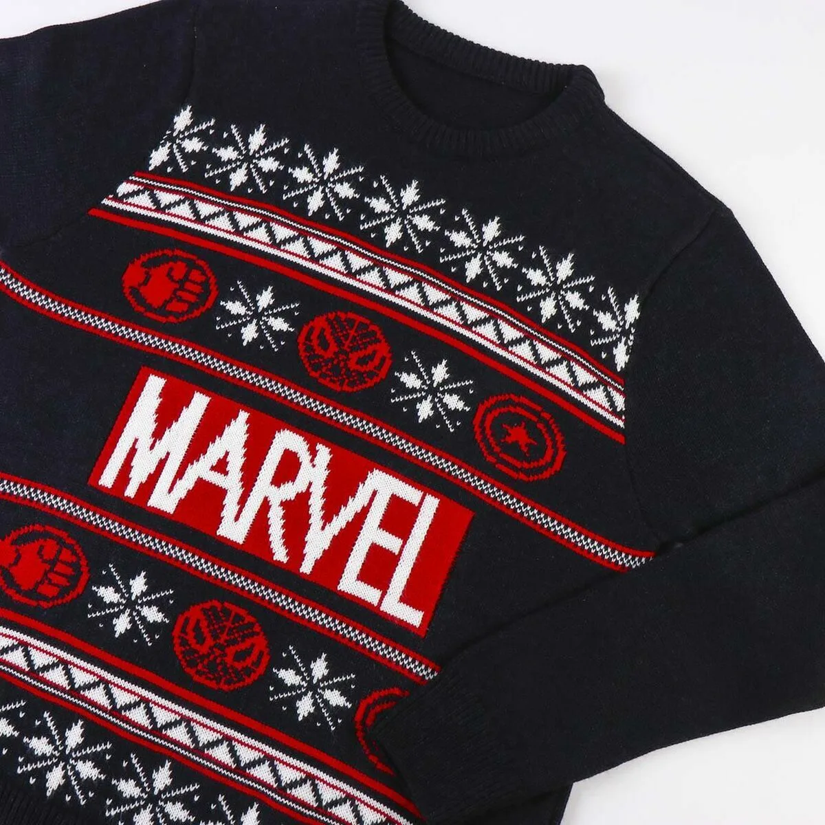 Pull unisex marvel bleu fonce s073416892. La promesse Diaytar : une sélection rigoureuse de produits généraux où la tendance et la durabilité vont de pair