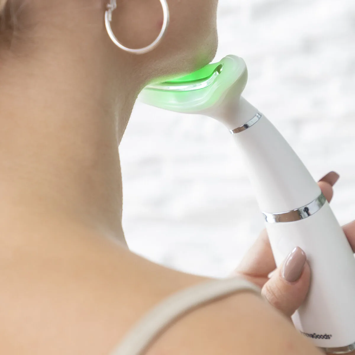 Reducteur de double menton avec phototherapie thermotherapie et vibration kinred innovagoods v010339678. Diaytar, c'est la rencontre parfaite entre modernité et authenticité.