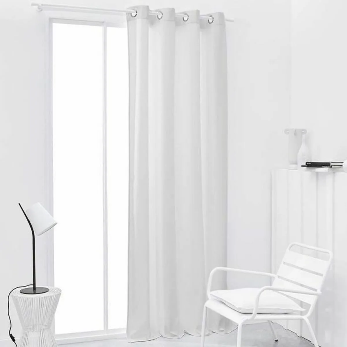 Rideau today essential isolation thermique blanc 140 x 240 cm s715158344. Nous avons infusé Diaytar avec une dose massive de passion pour le produit. Contagieux : vous allez l'attraper.
