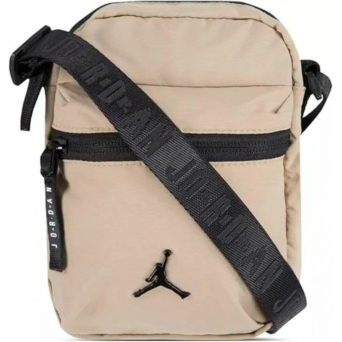 Sac a bandouliere nike airborne festival 9a0631 x6a marron s203339182. Diaytar vous offre un accès privilégié à une sélection de produits qui font buzz, qui innovent et qui embellissent la vie
