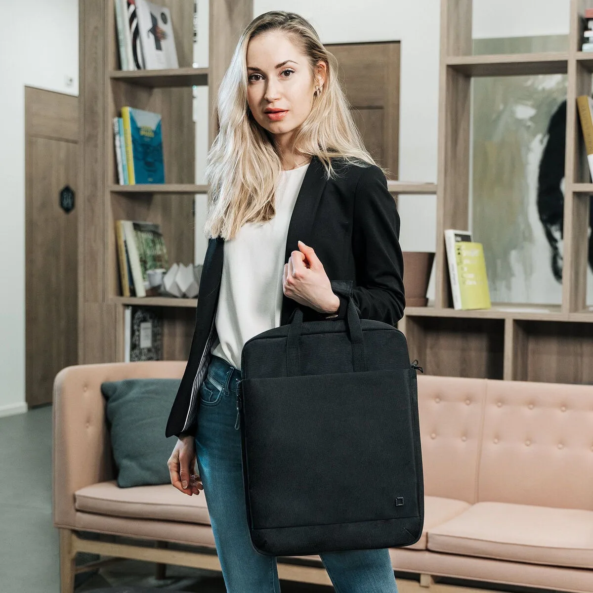 Sacoche pour portable dicota d31877 rpet noir s5525818168. Nous traitons chaque produit Diaytar avec le même respect que si nous devions l'offrir à un proche. La qualité est non-négociable.