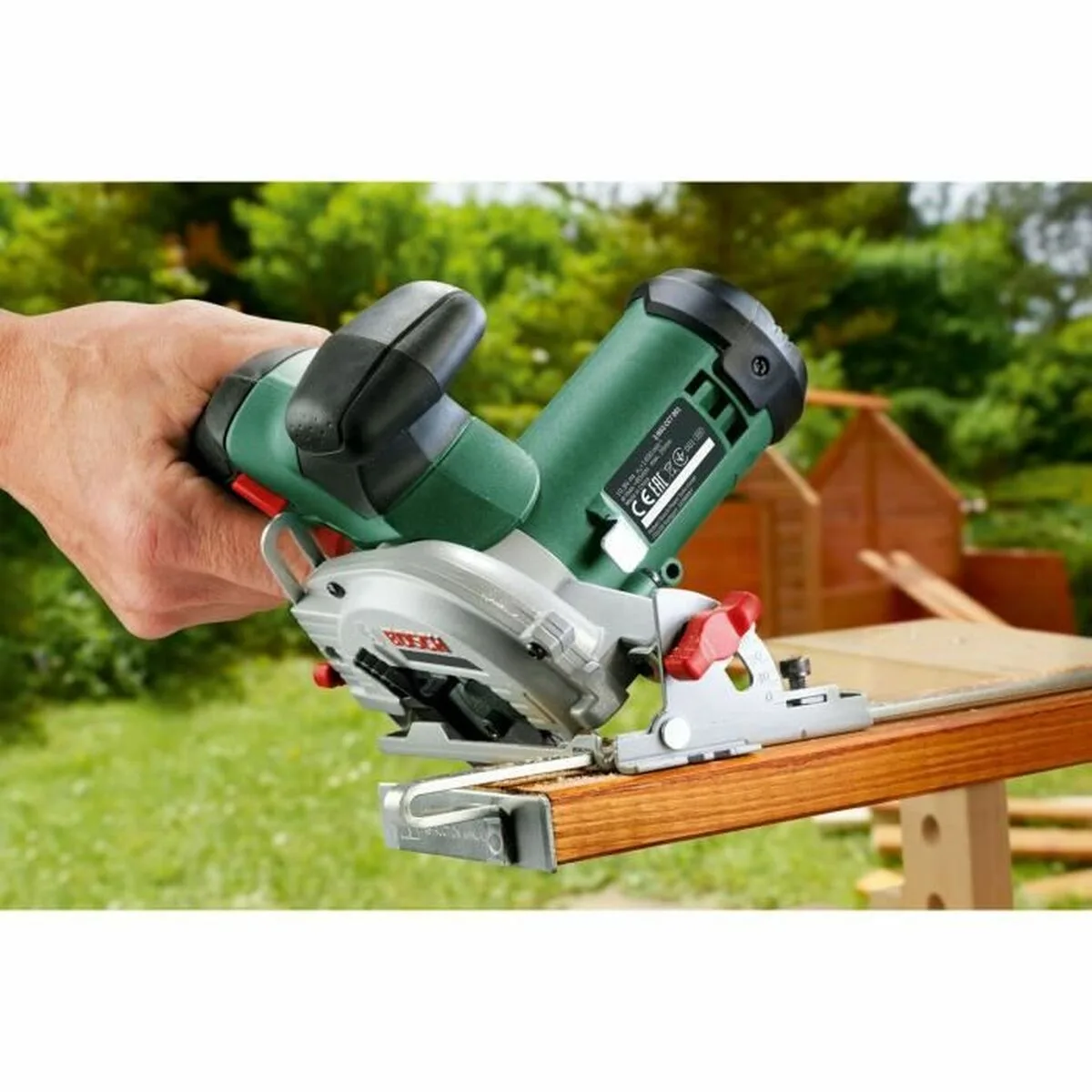 Scie circulaire bosch universalcirc 12 v s716782353. Nous sommes Diaytar, les architectes de votre espace de vie en ligne, meublé avec les meilleurs produits du moment