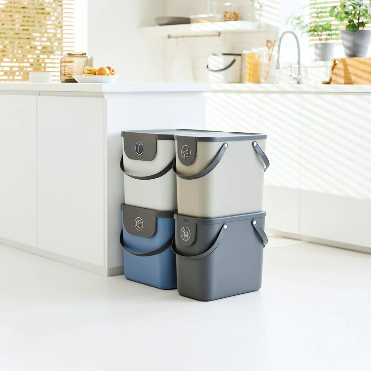 Seau de conteneur rotho plastique s9110501290. Découvrez l'univers Diaytar : une boutique en ligne généraliste qui marque style, qualité et originalité dans chaque produit