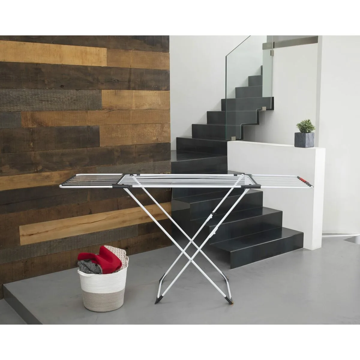 Sechoir pliable vileda 157235 surprise extensible gris acier aluminium 20 m s790201965. Explorez Diaytar et laissez-vous surprendre par notre diversité de produits.