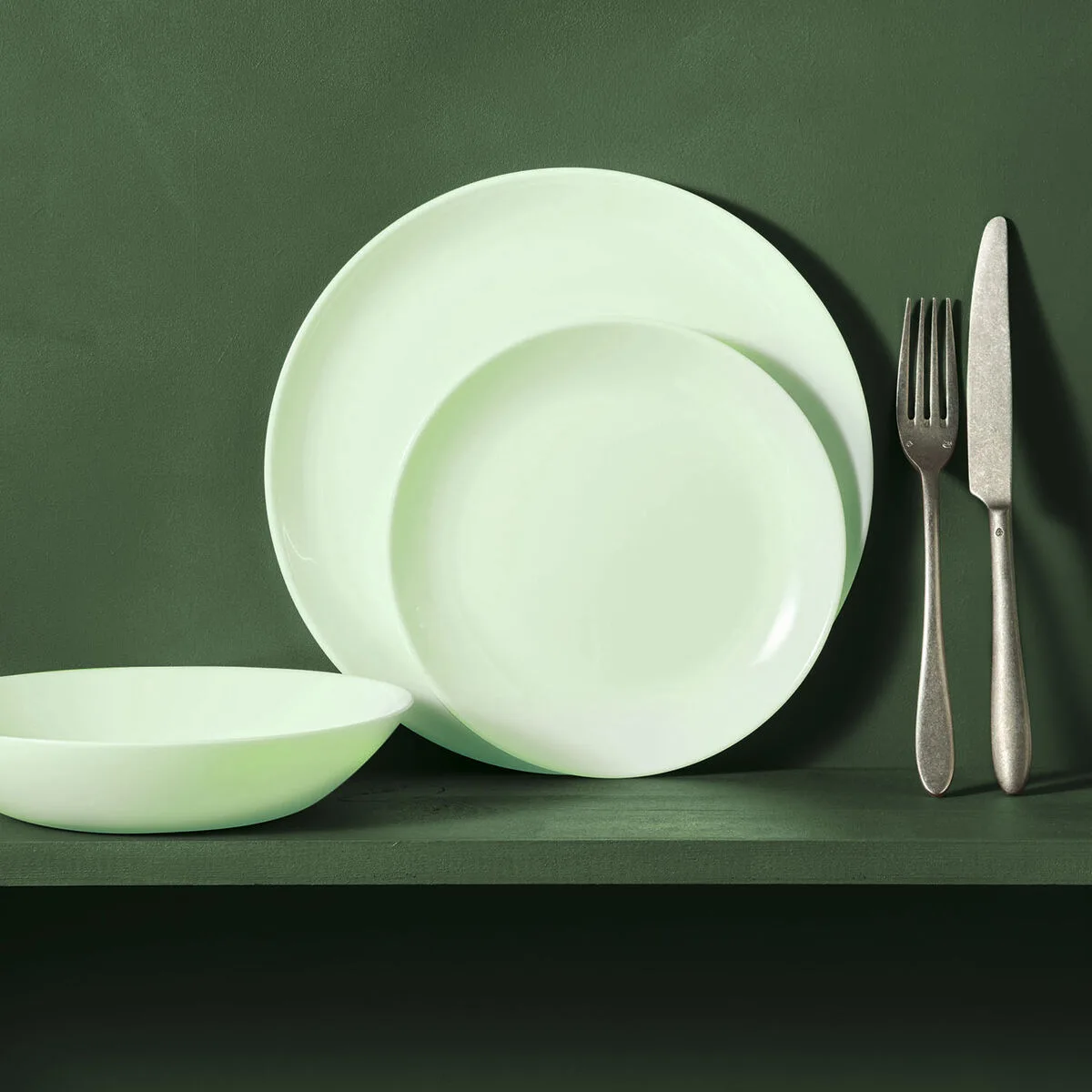 Service de vaisselle luminarc diwali paradise vert verre 12 pieces s271173525. Diaytar c'est bien plus qu'une boutique en ligne : c'est un concept où chaque produit, de l'électronique à la décoration, raconte une histoire