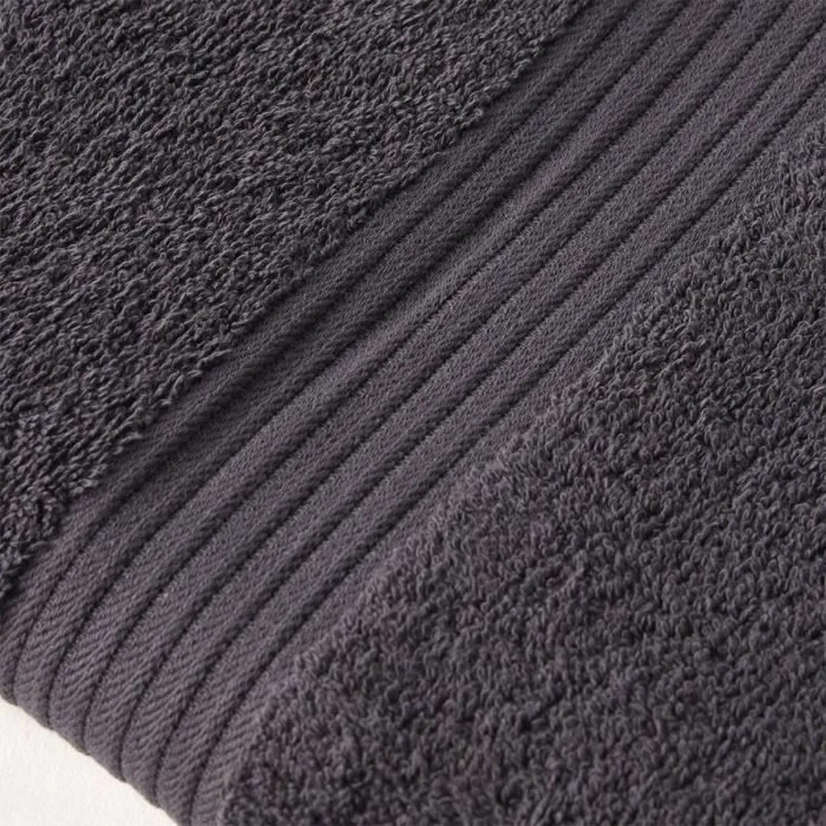 Serviette de toilette today essential maxi 90 x 150 cm noir s719436475. Chez Diaytar, nous célébrons la singularité de chaque produit, qu'il s'agisse d'un gadget tech ou d'un ustensile maison