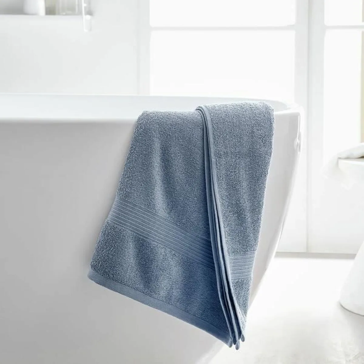 Serviette de toilette today gris 90 x 150 cm s719141257. Notre credo ? L'excellence accessible. Diaytar rend le premium attainable dans chaque catégorie de produits.