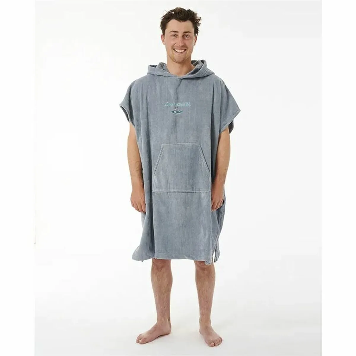 Serviette poncho avec capuche rip curl logo bleu s6417223414. L'art de vivre à la française s'exprime dans notre collection maison Diaytar.