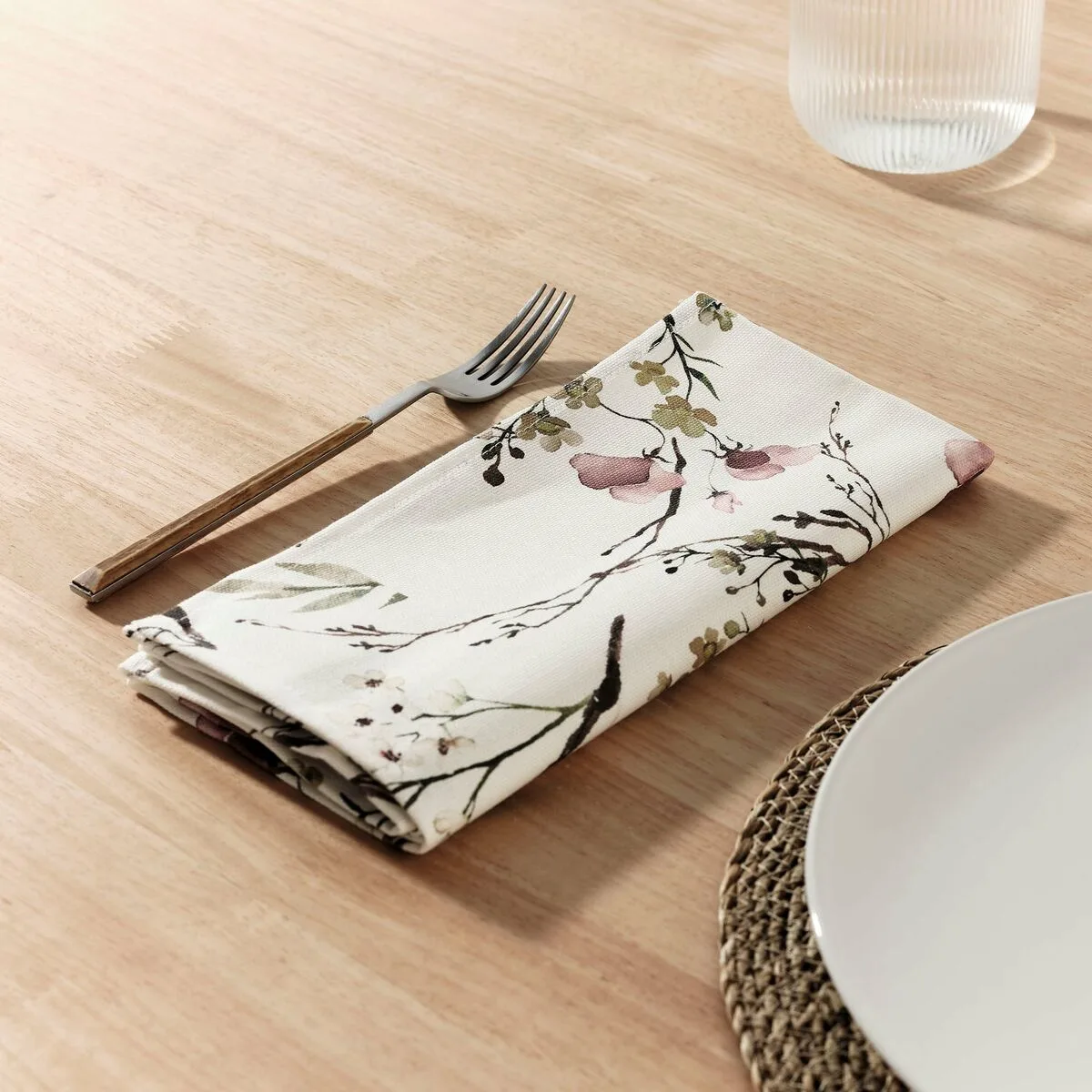 Servillettes belum 0120 342 multicouleur 50 x 50 cm 2 unites s980529617. Diaytar défend une idée forte : le shopping en ligne doit être une aventure qui éveille la curiosité et comble les besoins