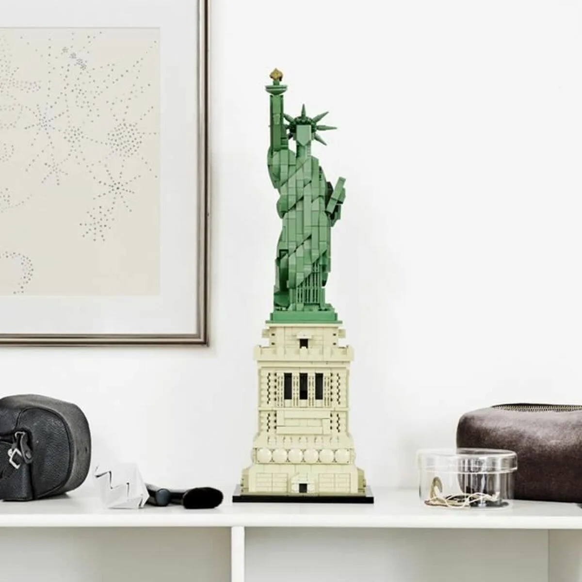 Set de construction lego architecture 21042 the statue of liberty multicouleur s716329377. Nous avons bâti Diaytar sur la conviction qu'un produit génial n'a pas de prix, mais devrait avoir un prix accessible.