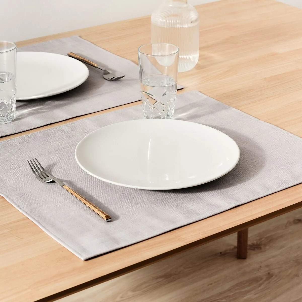 Set de table belum liso gris 50 x 40 cm lisse 2 unites s980526836. Diaytar opère une veille constante pour vous offrir l'élite des produits généraux, électroniques et maison.