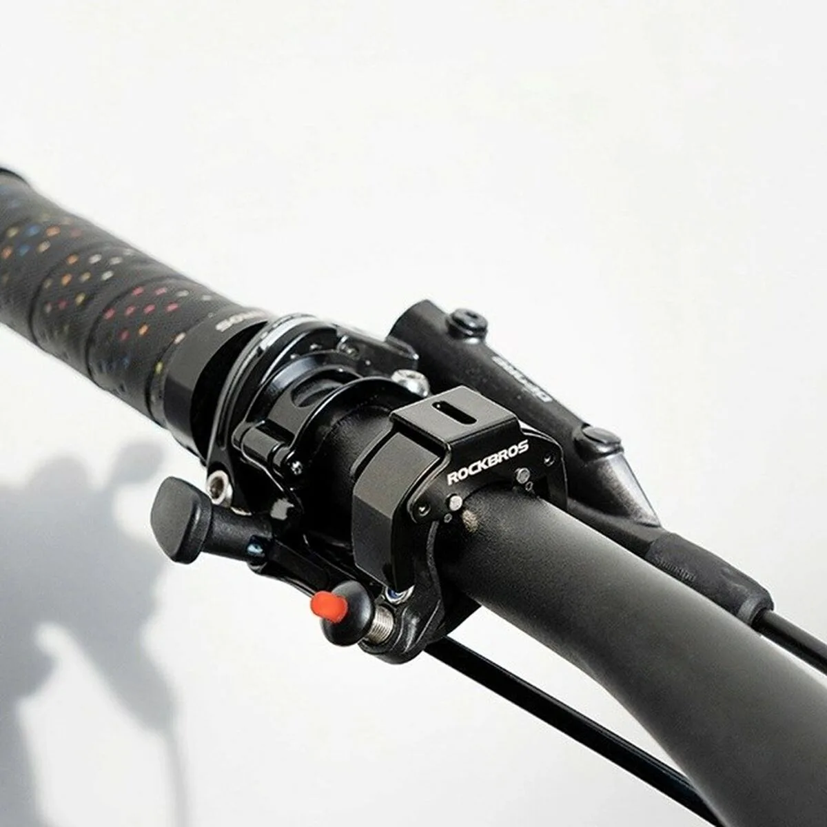 Sonnette enfant pour velo rockbros rockbros 34210006001 s9112154525. L'art de vivre à la française s'exprime dans notre collection maison Diaytar.