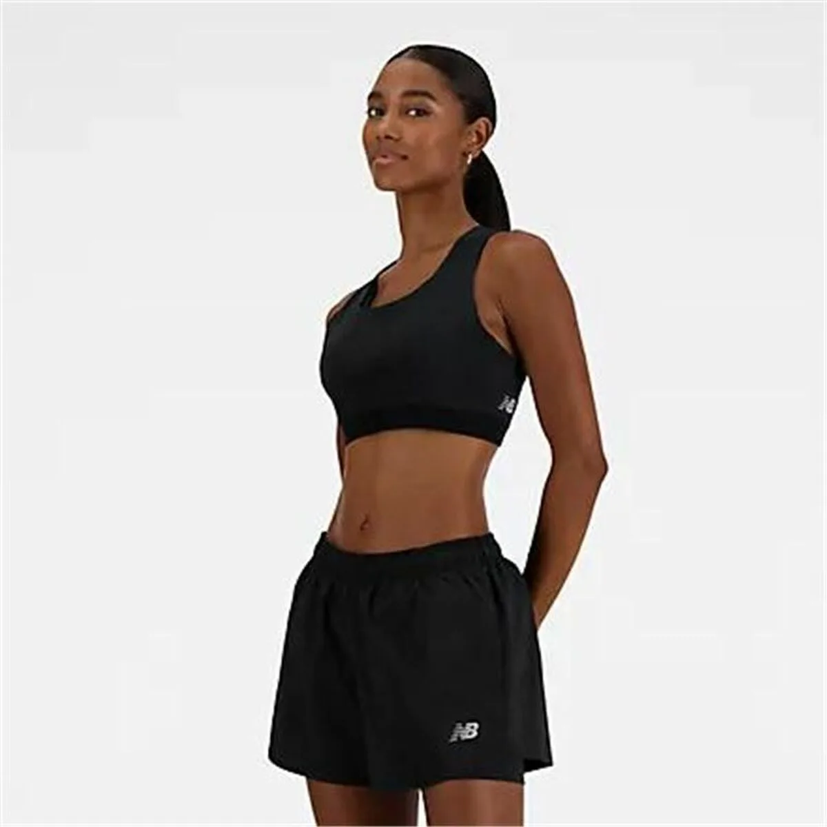 Soutien gorge de sport new balance sleek medium noir s6415094920. Chez Diaytar, nous valorisons autant la fonction que la forme dans chaque produit que nous ajoutons à notre collection