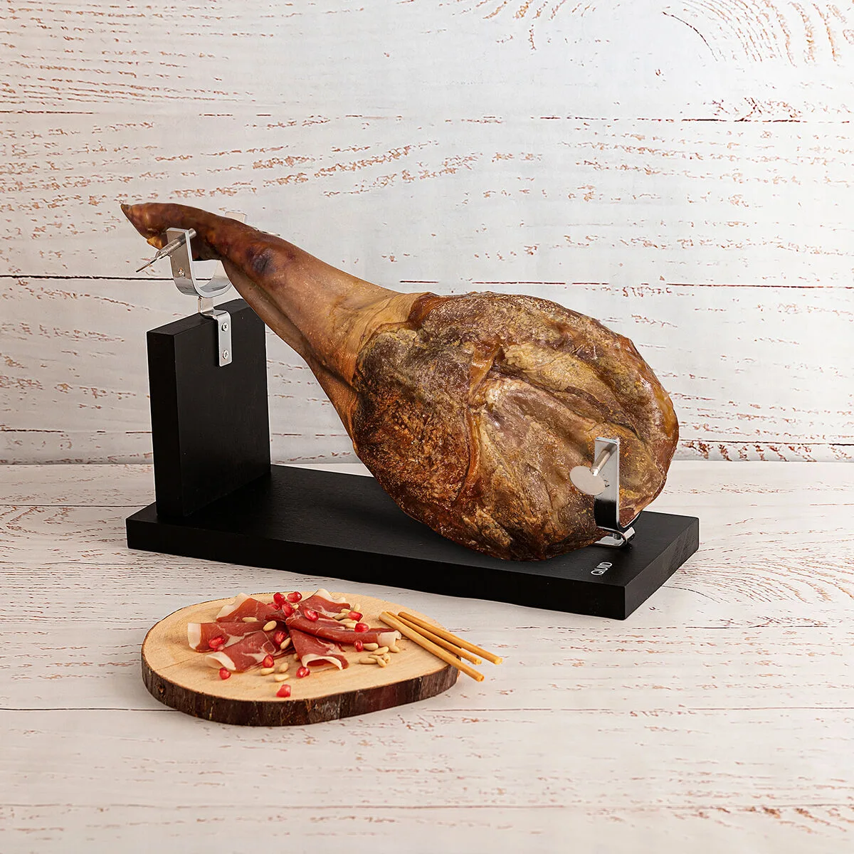 Support a jambon cru quid ebano noir bois 46 x 18 x 25 cm 6 unites s270726794. Diaytar, c'est le cocktail parfait entre l'esprit start-up et l'expertise d'un grand commerçant généraliste.
