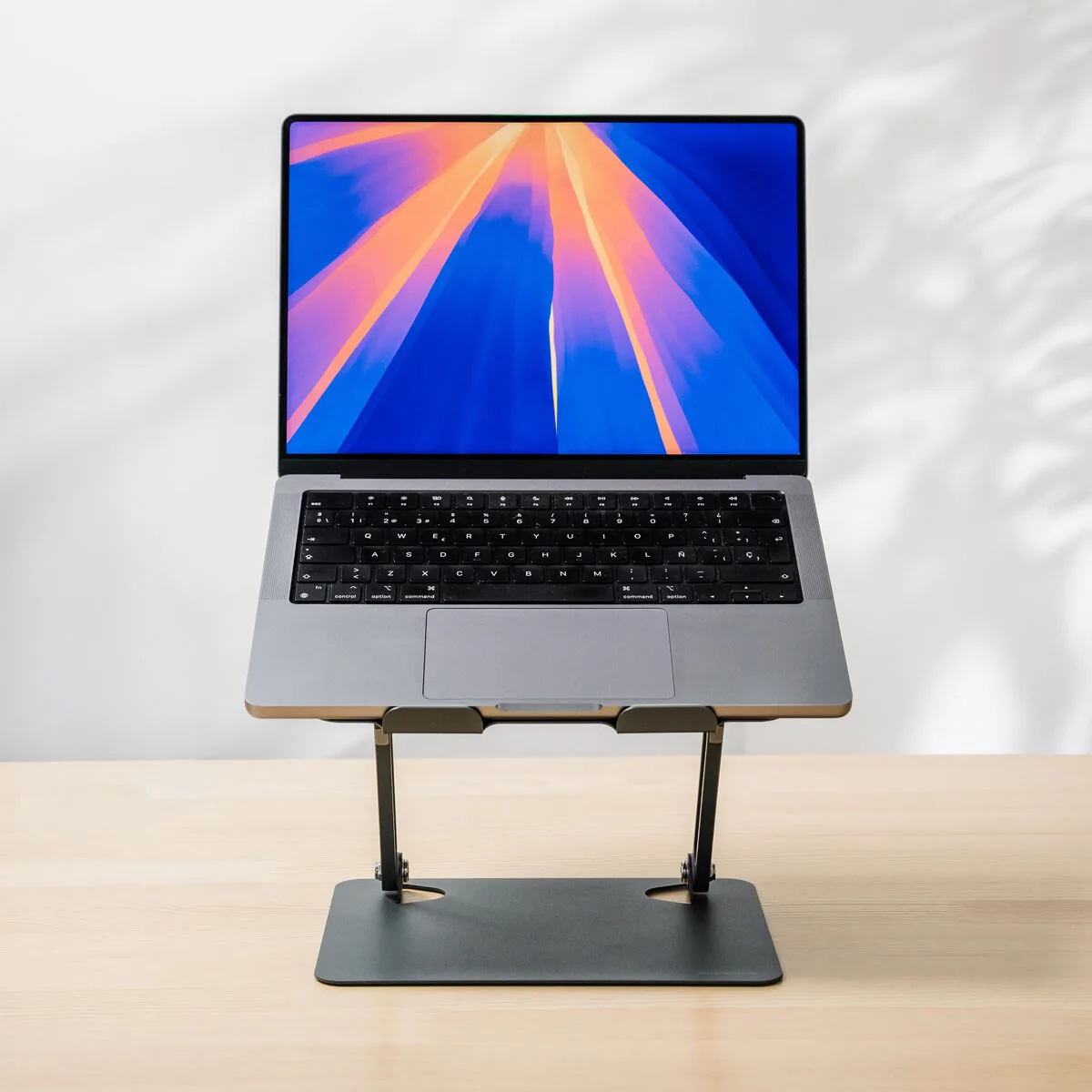Support pliable et reglable pour portable lastan innovagoods v010394584. Diaytar c'est bien plus qu'une boutique en ligne : c'est un concept où chaque produit, de l'électronique à la décoration, raconte une histoire