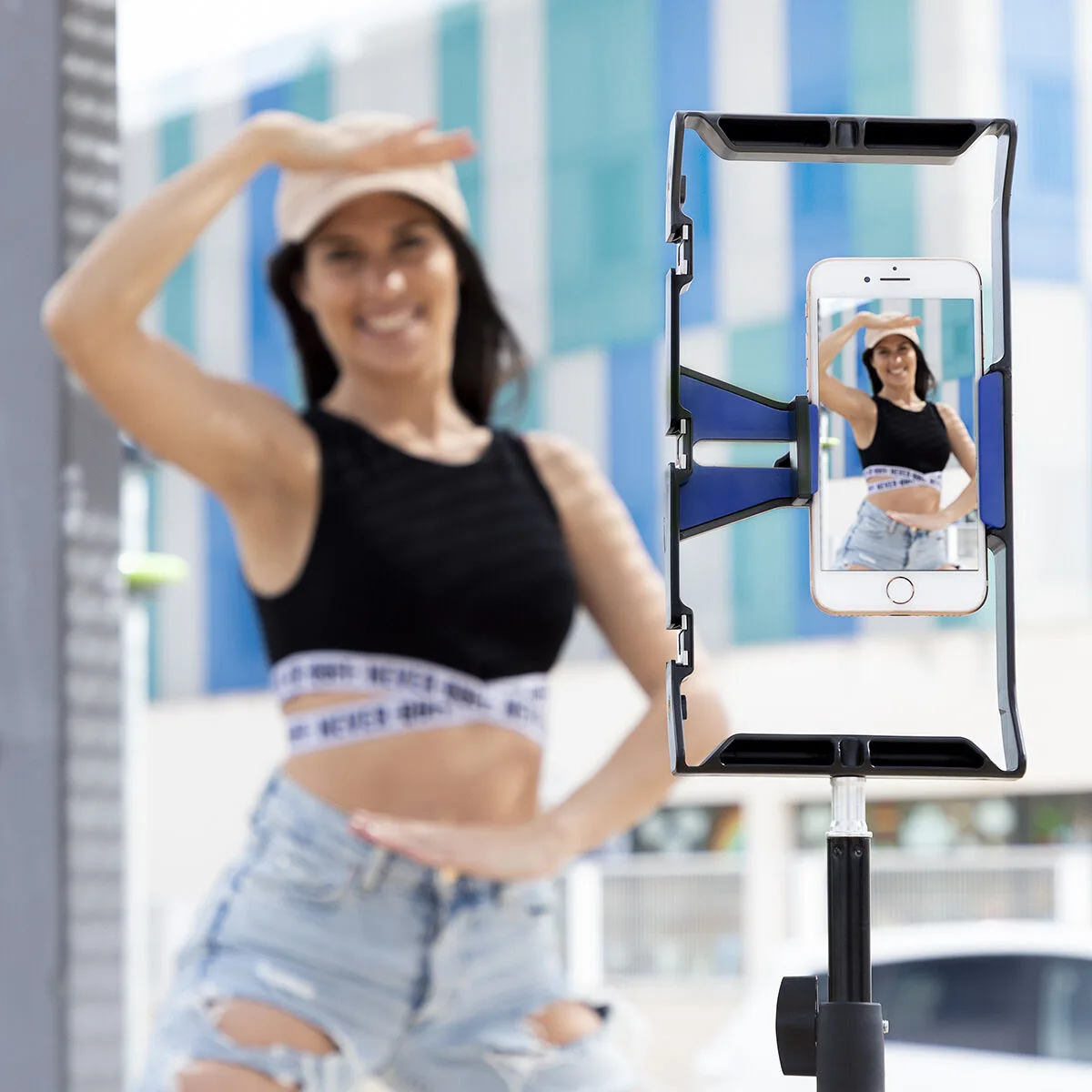 Support pour smartphone avec stabilisateur manuel stafect innovagoods v010346463. Diaytar, c'est l'évidence : une plateforme simple, des produits beaux, une expérience fluide. Le trio gagnant.