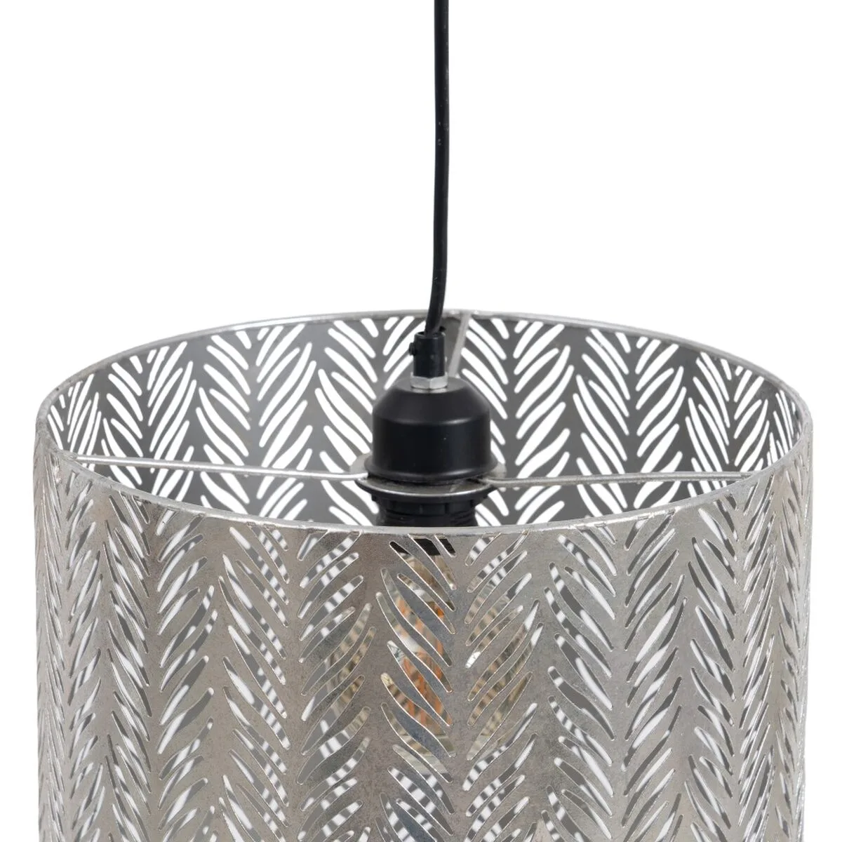 Suspension 29 5 x 29 5 x 30 cm noir metal argent fer 220 v 240 v s880161154. Diaytar, c'est l'évidence : une plateforme simple, des produits beaux, une expérience fluide. Le trio gagnant.