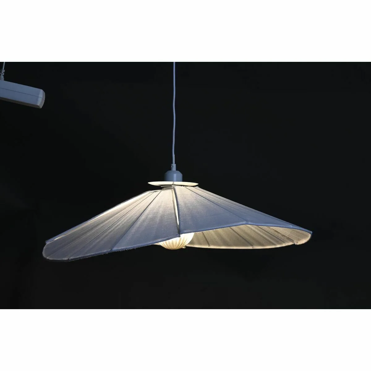 Suspension dkd home decor metal lin blanc 50 w 68 x 68 x 21 cm s304015512. Diaytar, c'est le carnet d'adresses secret des influenceurs lifestyle. Découvrez les produits qu'ils utilisent vraiment.