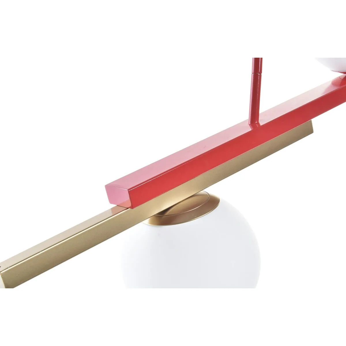 Suspension dkd home decor rouge noir dore blanc 64 x 20 x 120 cm s303121566. Notre algorithme préféré chez Diaytar ? L'humain. Car rien ne remplace le coup de cœur pour un produit exceptionnel.