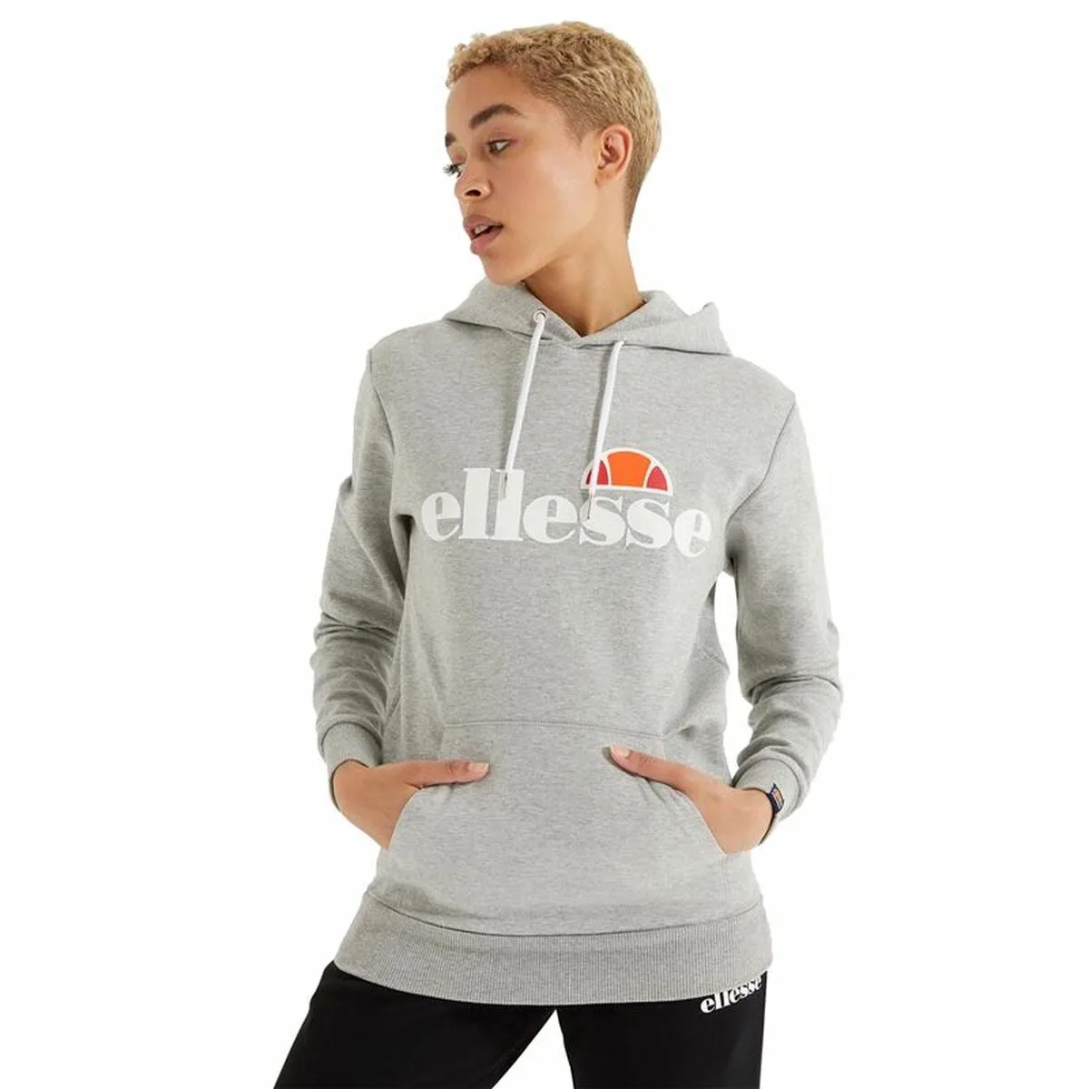 Sweat a capuche femme ellesse torices gris clair s648944538. Diaytar ou l'éloge de la diversité : un catalogue riche et varié où chacun trouve son bonheur, quel que soit son style