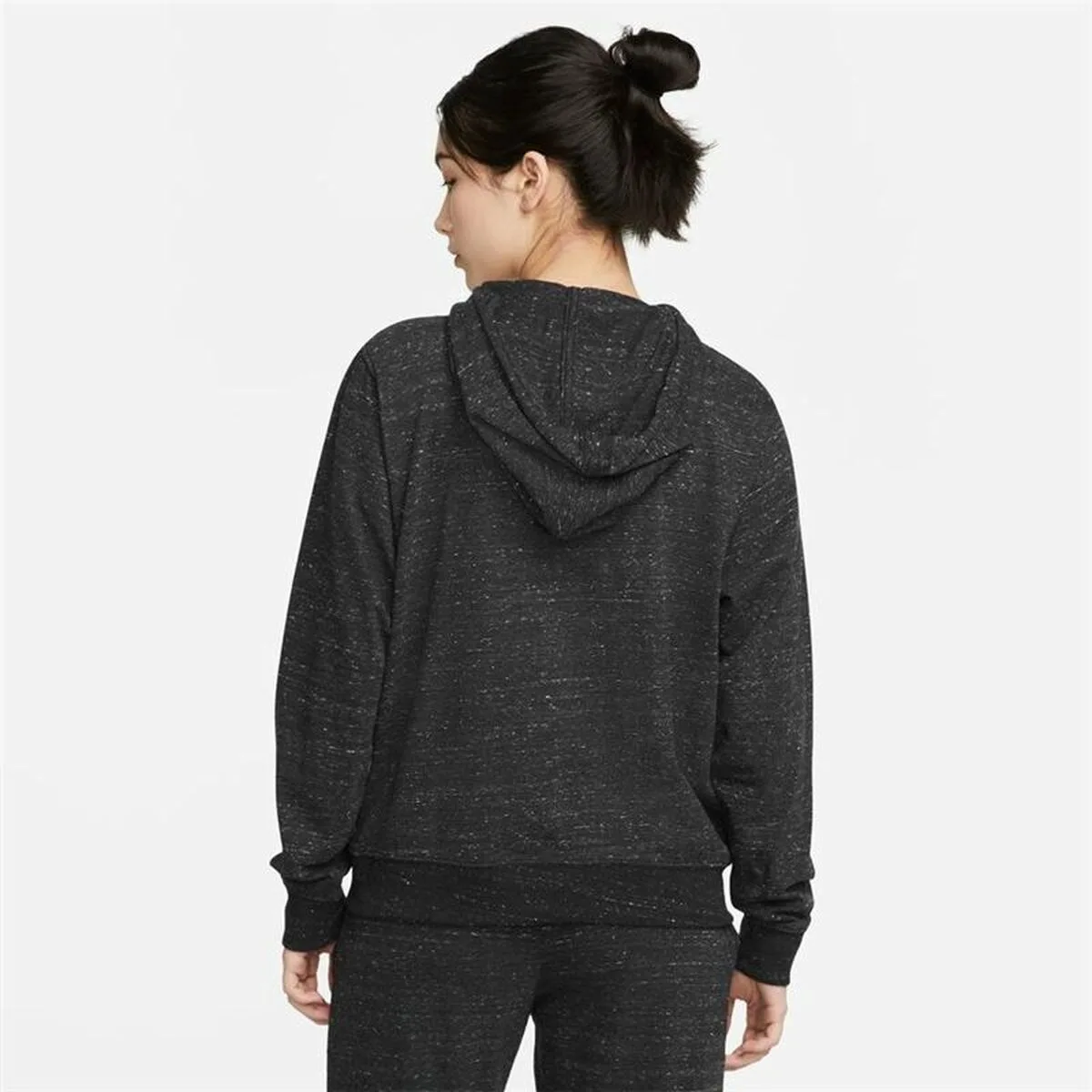 Sweat a capuche femme nike sportswear gym vintage noir s647424479. Diaytar, le curateur de votre style de vie moderne, à travers une offre généraliste constamment renouvelée et actualisée