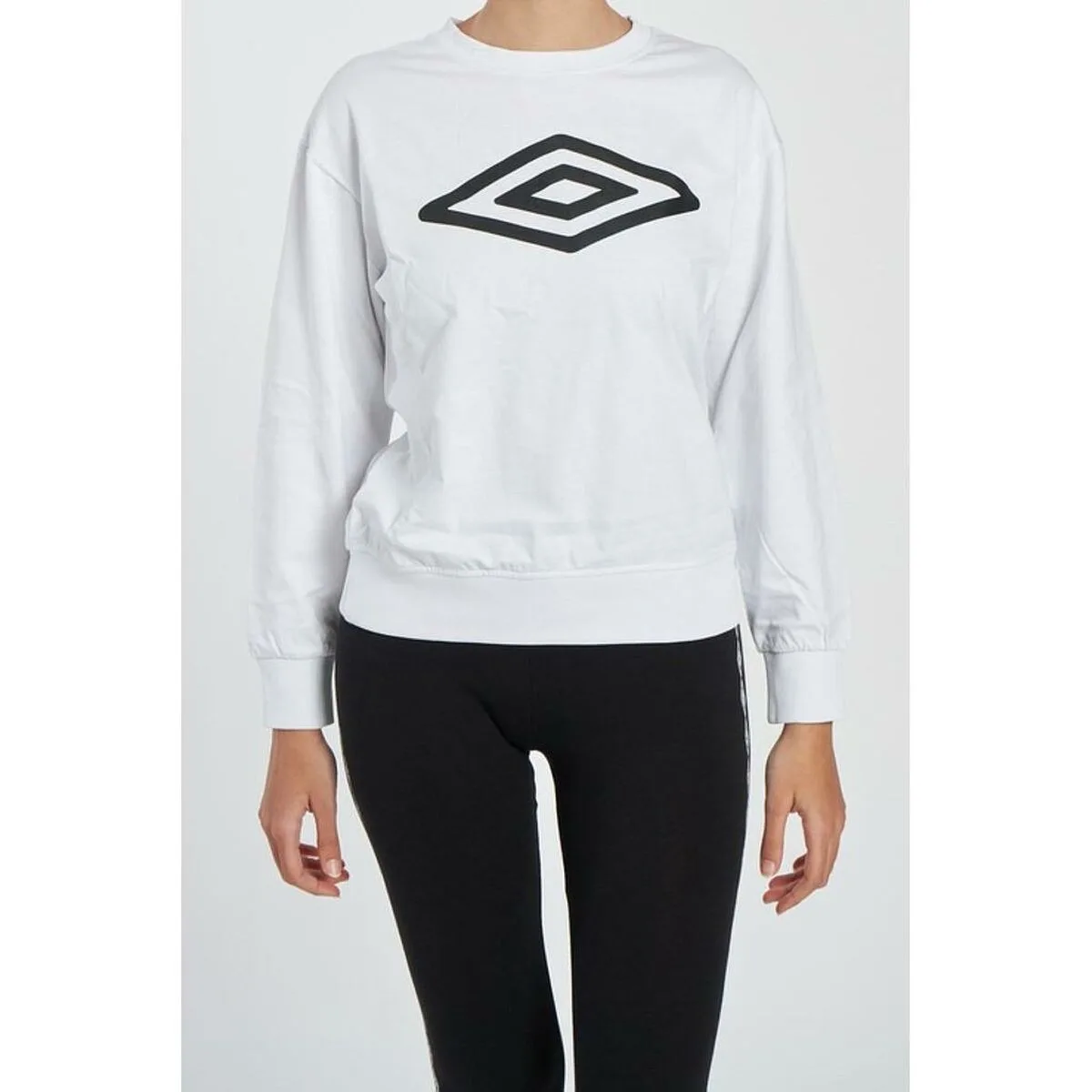 Sweat a capuche femme umbro norma 72311i 001 blanc s202531683. Diaytar cultive l'art du bien-être à travers ses produits soigneusement choisis.
