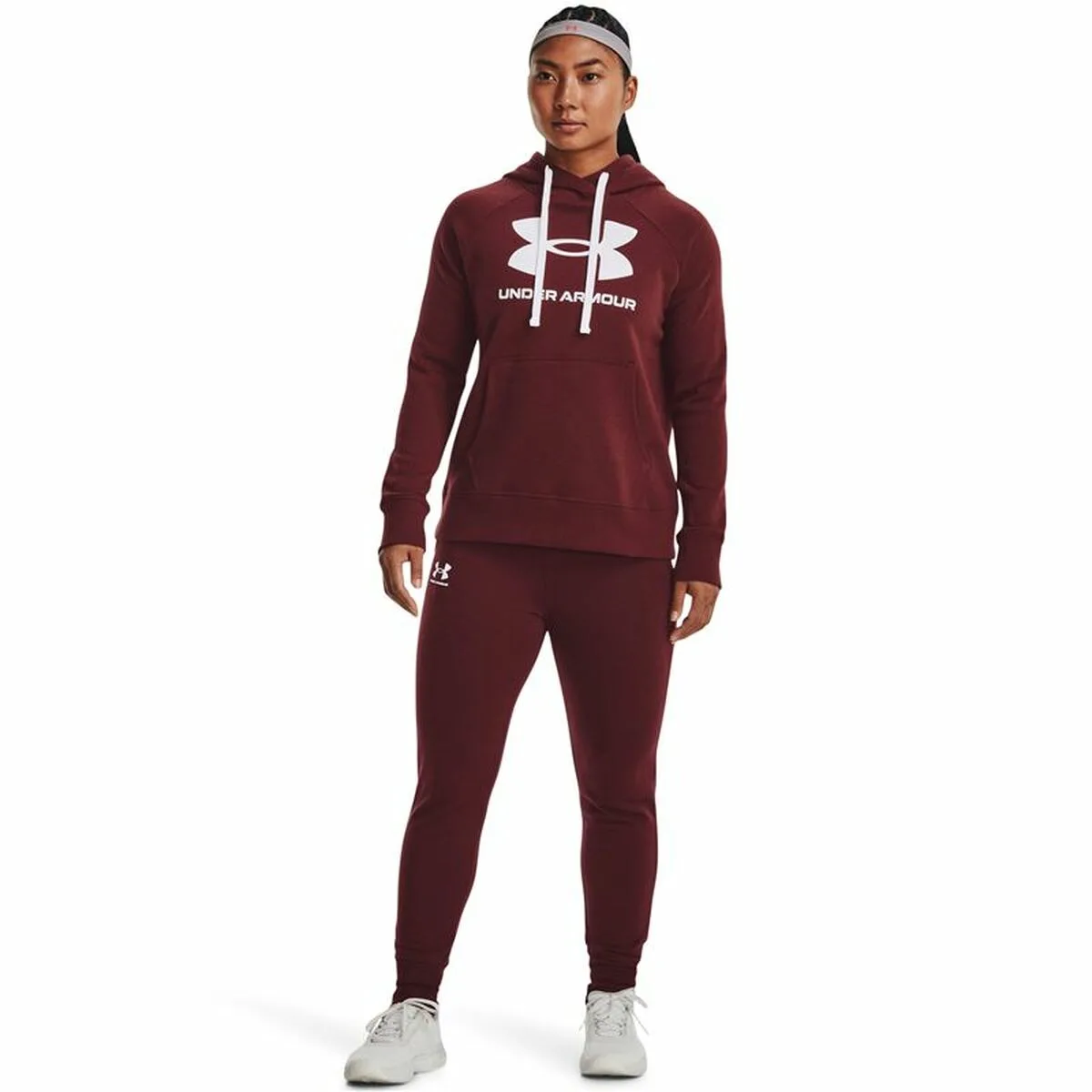 Sweat a capuche femme under armour rival fleece bordeaux s645637322. Bienvenue dans la famille Diaytar. Ici, on ne parle pas de clients, mais de co-créateurs d'un quotidien meilleur.