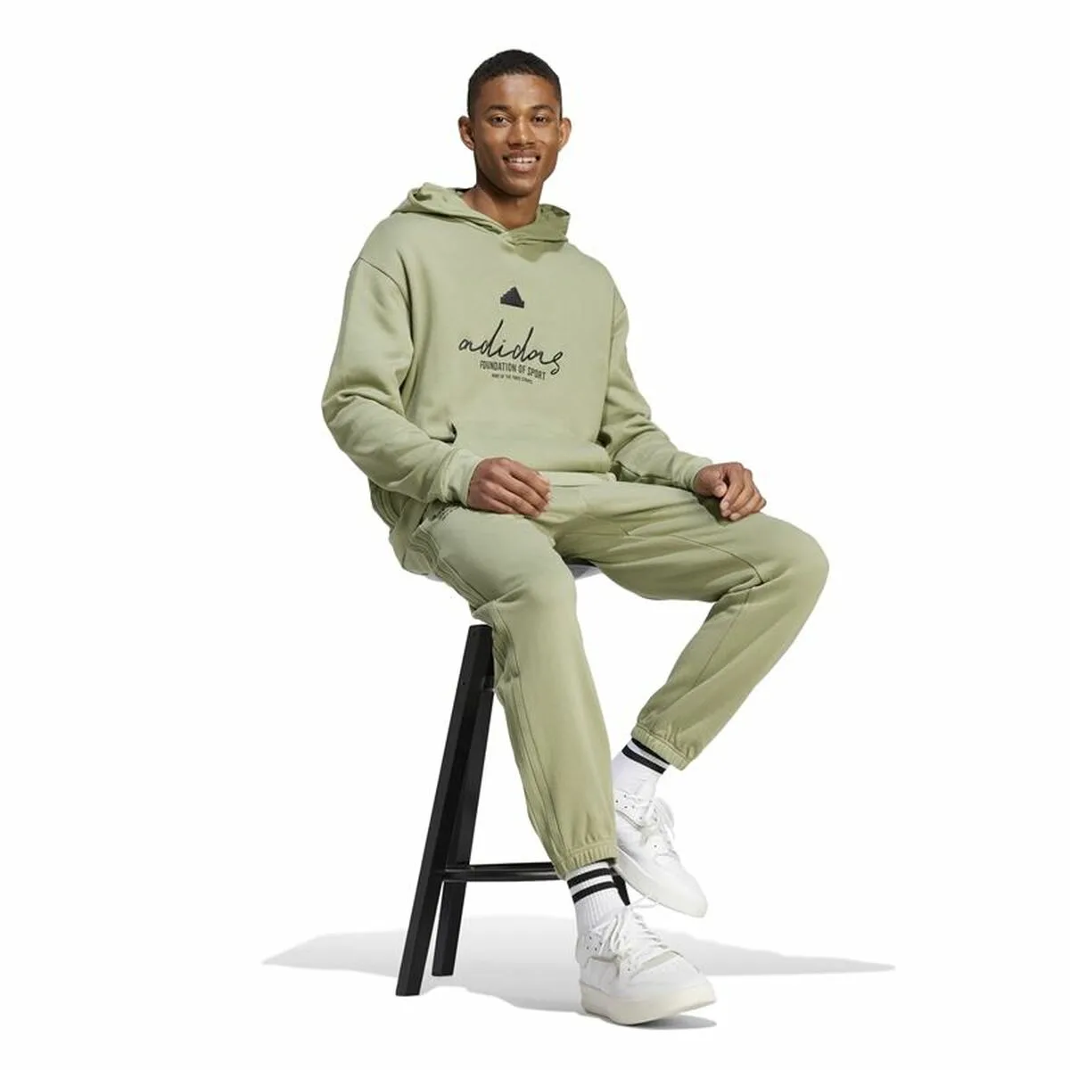 Sweat a capuche homme adidas brand love french terry hoodie vert vert clair s6417696429. Nous avons infusé Diaytar avec une dose massive de passion pour le produit. Contagieux : vous allez l'attraper.