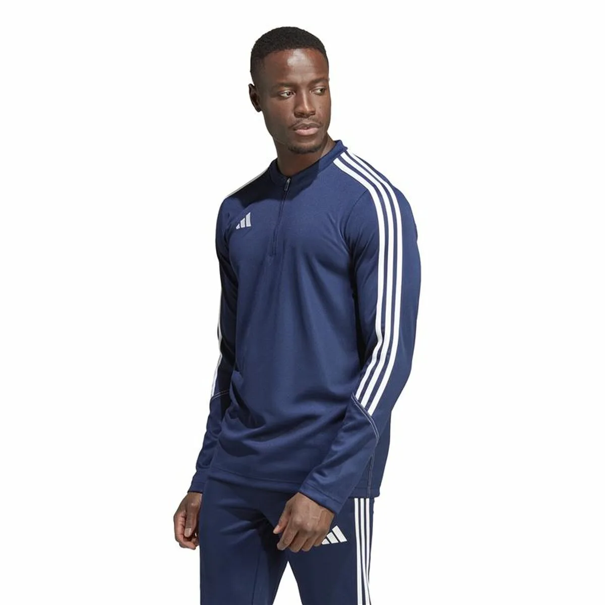 Sweat a capuche homme adidas tiro 23 club bleu s6417473388. Explorez sans limite l'offre Diaytar : des milliers de produits pour satisfaire votre soif de nouveauté et de qualité