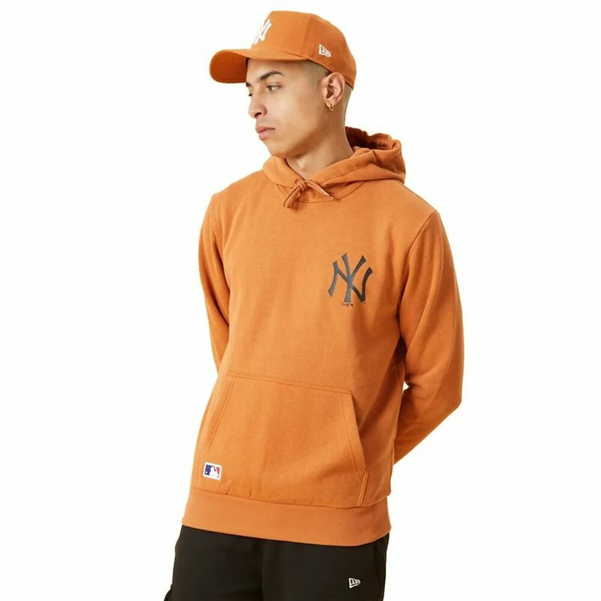 Sweat a capuche homme new era mlb new york yankees marron s643973184. Pour vous, nous avons créé Diaytar : l'antidote à la monotonie shopping, une injection régulière de produits novateurs.