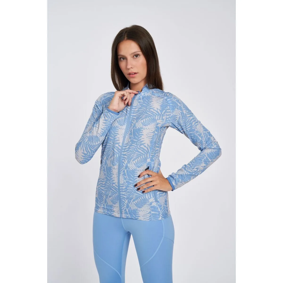Sweat sans capuche femme pro training umbro 66233u ll7 bleu s202538690. Votre style, votre personnalité, nos produits : bienvenue chez Diaytar !