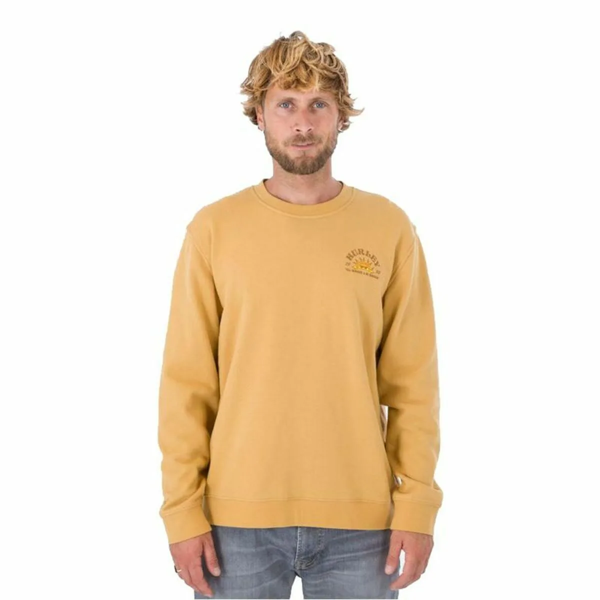 Sweat sans capuche homme hurley no bummers ocre s646429370. Diaytar pense global, shoppe local : une plateforme généraliste avec une approche curated pour un public international