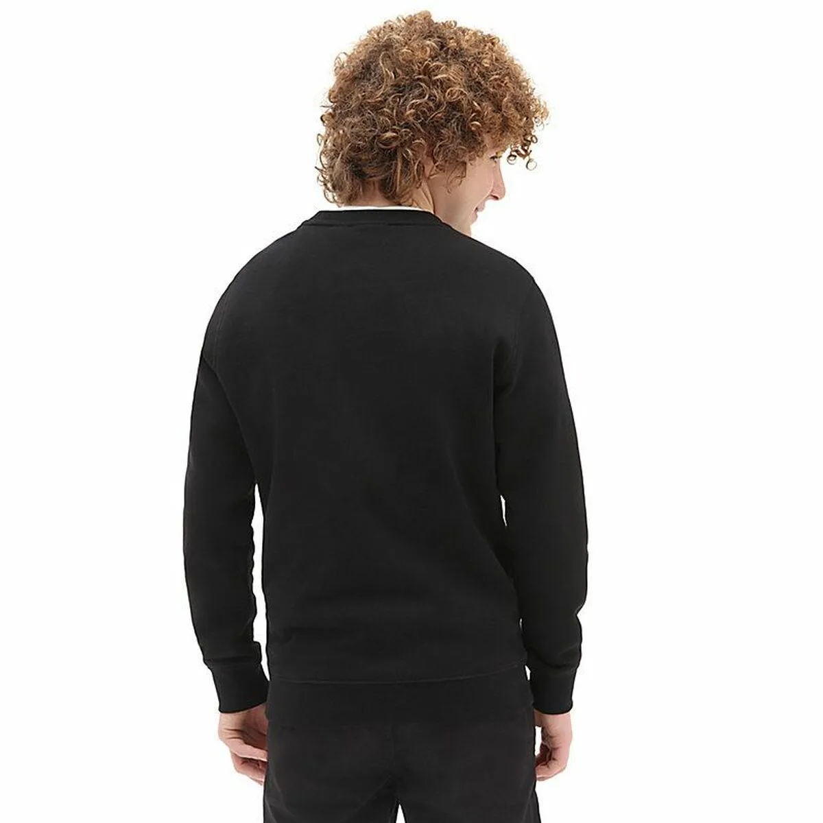 Sweat sans capuche homme vans off the wall noir s645570781. Diaytar, le curateur de votre style de vie moderne, à travers une offre généraliste constamment renouvelée et actualisée
