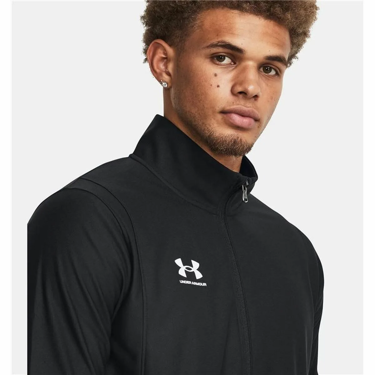 Sweat shirt d entrainement pour adultes under armour challenger track s6417897920. Diaytar, c'est la convergence entre votre style unique et notre sélection infinie de produits qui lui correspondent.