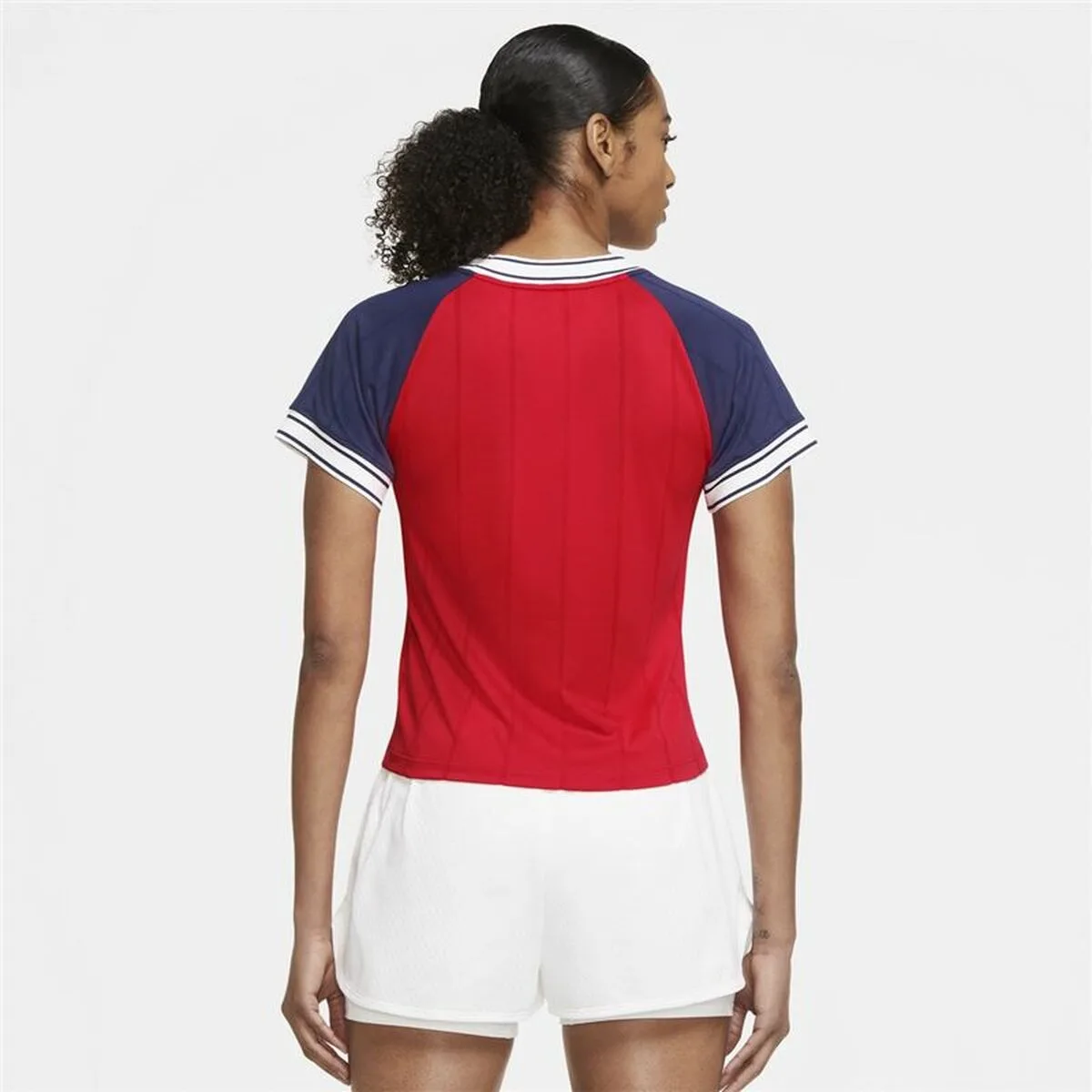 T shirt a manches courtes femme nike tennis bleu rouge s646785967. Diaytar révolutionne votre expérience d'achat en ligne avec une curation unique de produits tendance, high-tech et lifestyle