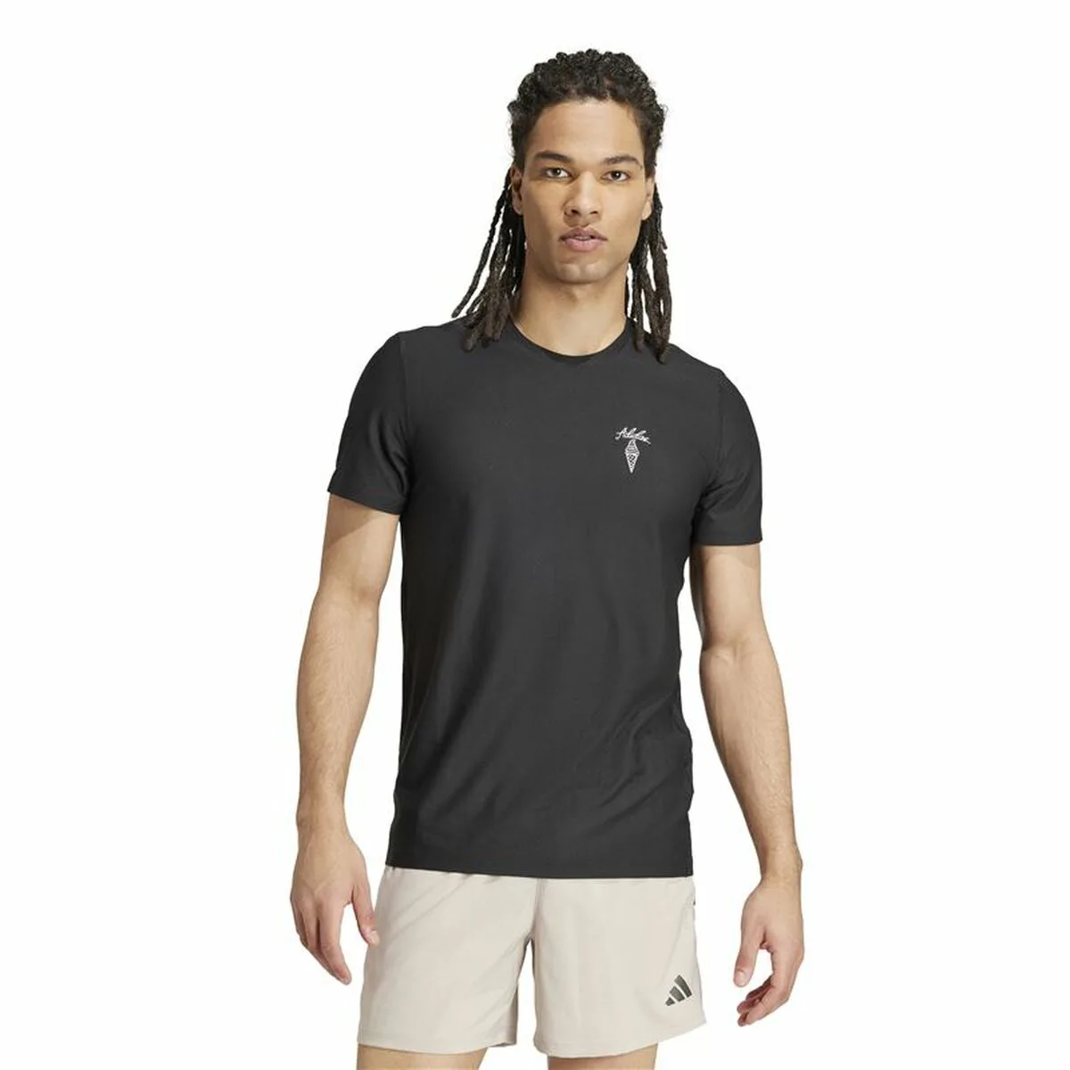 T shirt a manches courtes homme adidas running ice cream graphic noir s6417640526. La mode selon Diaytar : audacieuse, accessible et toujours dans l'air du temps.