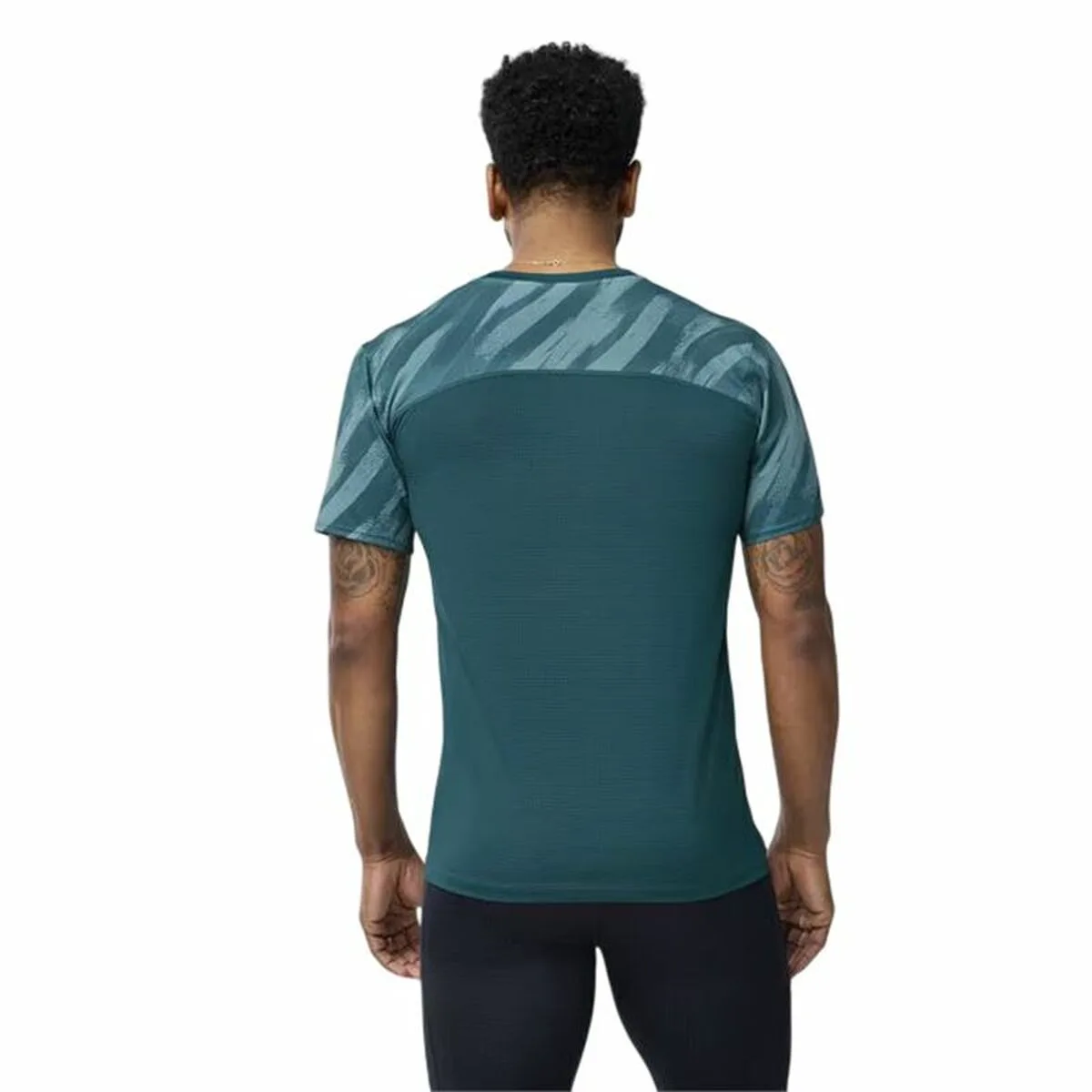 T shirt a manches courtes homme brooks atmosphere sleeve 3 0 vert s6417399332. Révélez votre style avec la collection capsule Diaytar, limitée et exclusive.