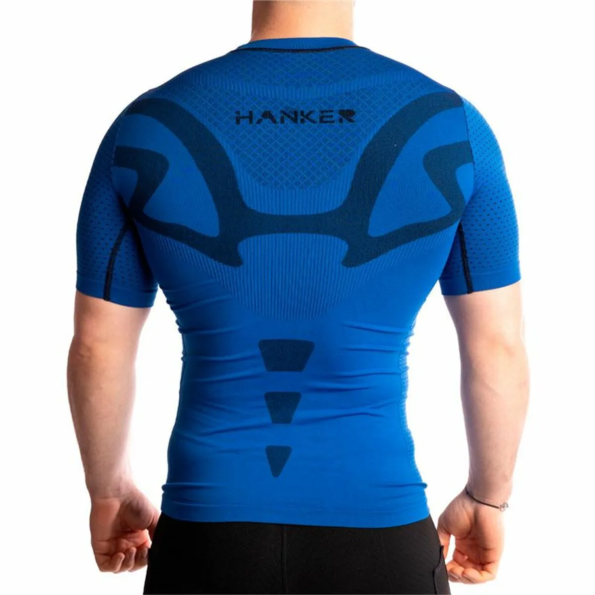 T shirt a manches courtes homme hanker bleu s6418002272. Diaytar vous connecte à l'essentiel et au superflu stylé : une gamme complète de produits pour tous vos besoins et envies
