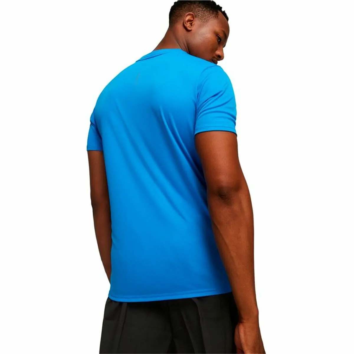 T shirt a manches courtes homme puma run favorite ss bleu ciel s6411702317. Notre mission chez Diaytar : vous simplifier la vie en vous proposant les produits les plus ingénieux et les plus tendance du marché