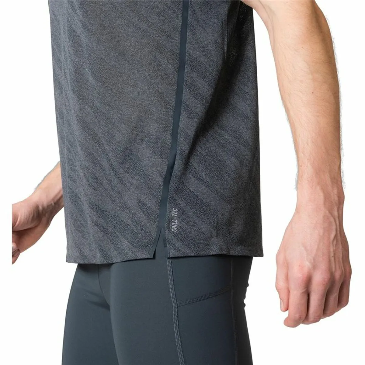 T shirt a manches courtes unisex odlo zeroweight enginee gris fonce s6412026680. Tendance, confort et qualité : la trilogie gagnante de Diaytar Mode.