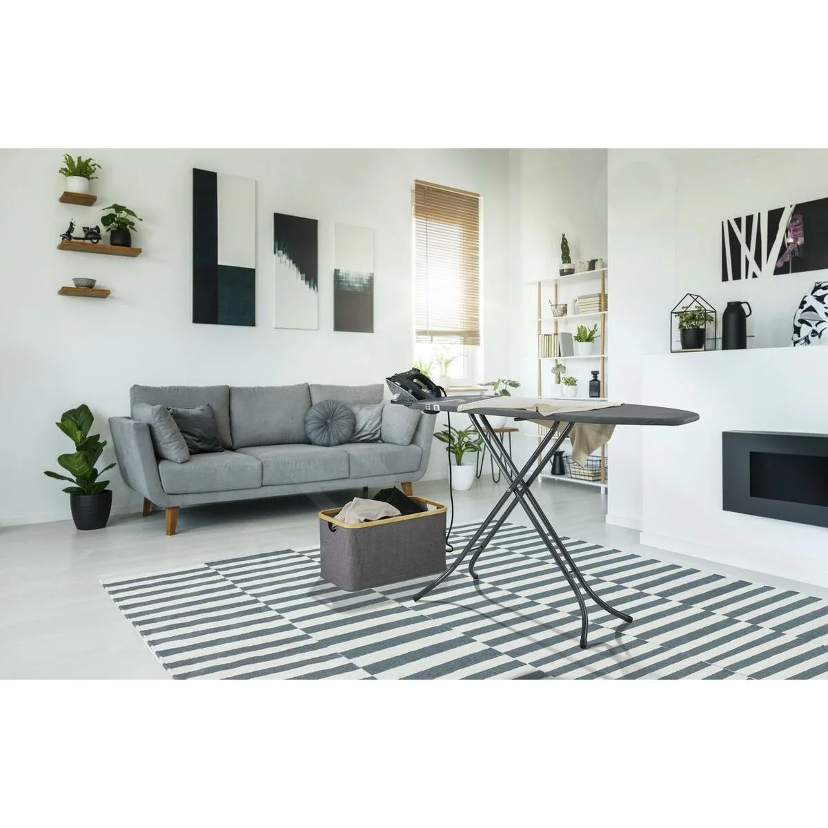 Table a repasser leifheit classic m s914890090. Diaytar, c'est le compagnon des visionnaires, de ceux qui achètent aujourd'hui les produits qui seront incontournables demain.