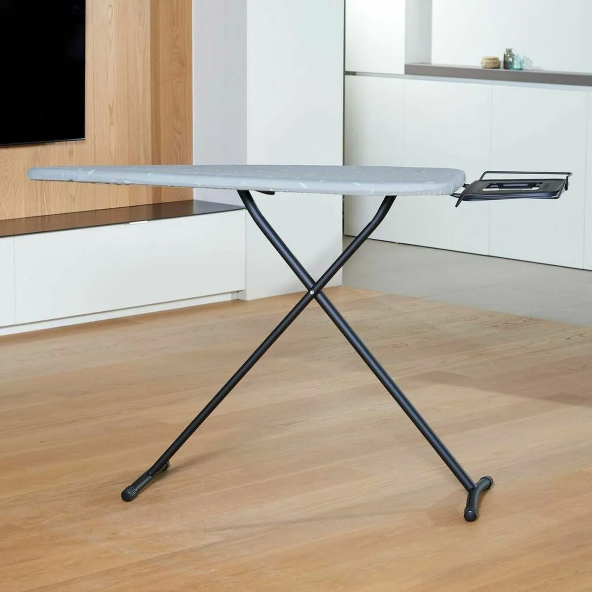 Table a repasser taurus 994180000 gris 124 x 40 cm coton metal s917502061. Nous sommes les storytellers du produit ordinaire devenu extraordinaire. Bienvenue dans le récit Diaytar.