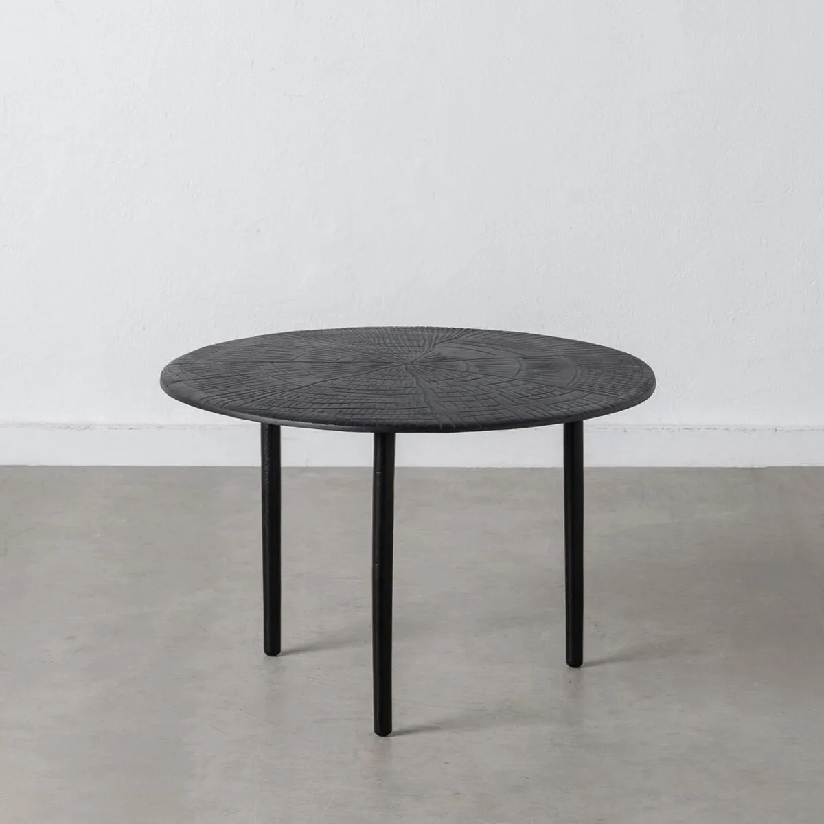 Table basse 70 x 70 x 45 cm aluminium s880163194. Diaytar, le trait d'union entre vos besoins pratiques et vos aspirations esthétiques, à travers une offre généraliste pointue
