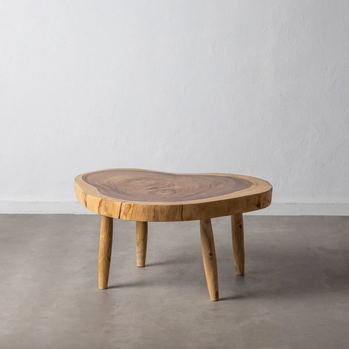 Table basse naturel 70 x 70 x 45 cm s880864097. Diaytar se positionne comme le carrefour des produits innovants, qu'ils relèvent de la tech, de la maison ou du quotidien