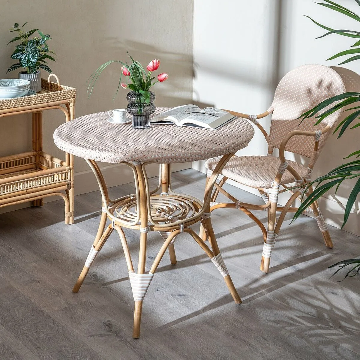 Table d appoint 81 x 81 x 76 5 cm naturel beige rotin s880278211. Diaytar, c'est la convergence entre votre style unique et notre sélection infinie de produits qui lui correspondent.