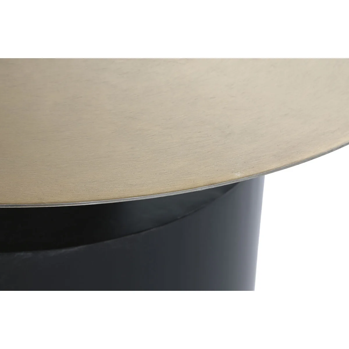 Table d appoint dkd home decor 76 x 76 x 46 cm noir dore fer s304405733. L'aventure Diaytar commence ici : parcourez un catalogue généraliste unique où la surprise et la qualité sont au rendez-vous